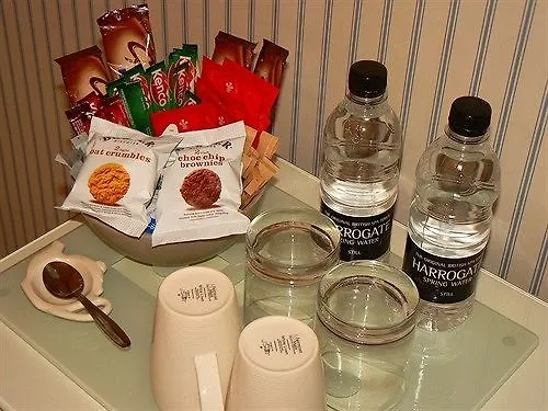 Alamah Guest House ハロゲート イギリス