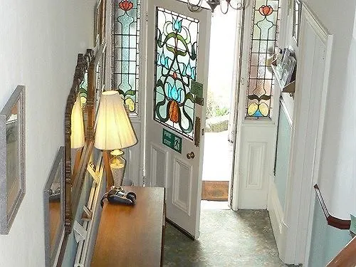 Alamah Guest House Harrogate Hotel
